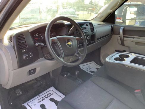 Used 2013 Chevrolet Silverado 1500 W/T image 29