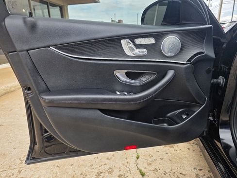 Used 2019 Mercedes-Benz E 300 image 11