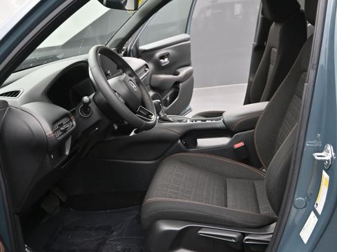 Used 2024 Honda HR-V Sport image 16
