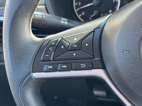 Certified 2025 Nissan Altima 2.5 SV image 17