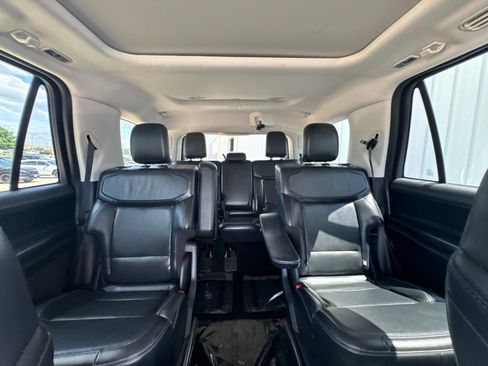 Used 2025 Ford Expedition Platinum AWD/4WD image 52