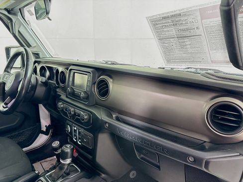 Used 2020 Jeep Wrangler Sport image 25