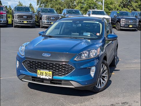 Used 2020 Ford Escape Titanium w/ Titanium Premium Package 2.0 AWD/4WD image 1