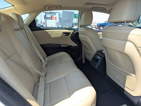 Used 2015 Toyota Avalon XLE Premium FWD image 35
