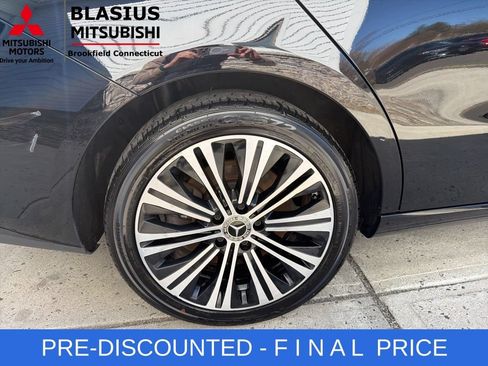 Used 2023 Mercedes-Benz CLA 250 4MATIC image 10