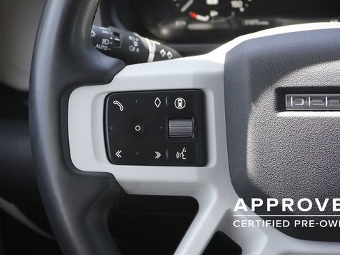 Used 2025 Land Rover Defender 110 S AWD/4WD image 12