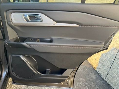 New 2026 Ford Explorer Active image 27