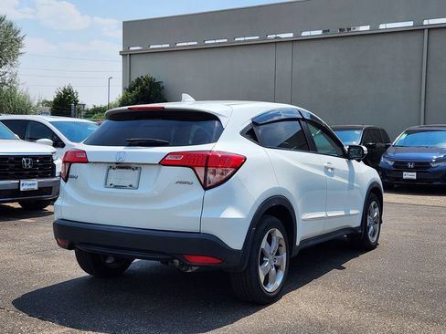 Used 2017 Honda HR-V EX image 5