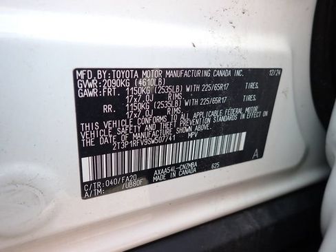Certified 2025 Toyota RAV4 XLE AWD/4WD image 21