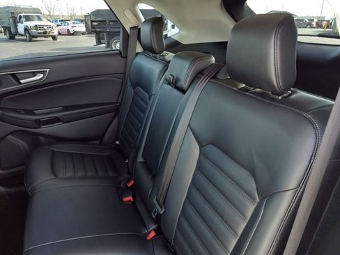 Used 2024 Ford Edge SEL AWD/4WD image 14