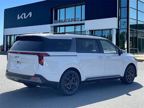 New 2026 Kia Carnival SX w/ SX Dark Edition Package image 6