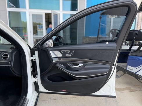 Used 2015 Mercedes-Benz S 63 AMG 4MATIC Sedan image 41