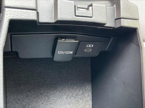 Used 2026 Toyota Corolla LE w/ Carpet Mat Package (TMS) FWD image 36