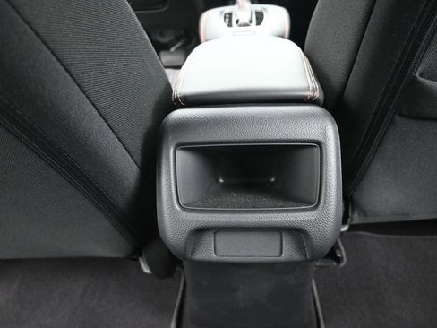 Used 2026 Honda HR-V Sport image 12