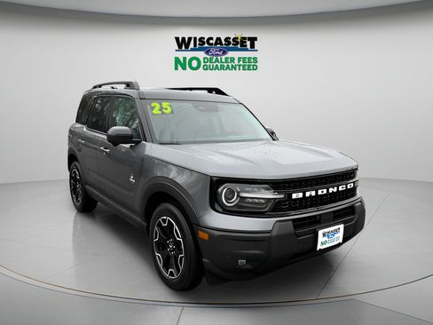 Certified 2025 Ford Bronco Sport Outer Banks w/ Outer Banks Tech Package+ AWD/4WD image 1