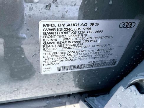 Certified 2025 Audi Q3 2.0T Premium w/ Convenience Package image 33