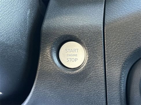 Used 2022 Nissan Frontier PRO-4X w/ Pro-4X Premium Package image 21