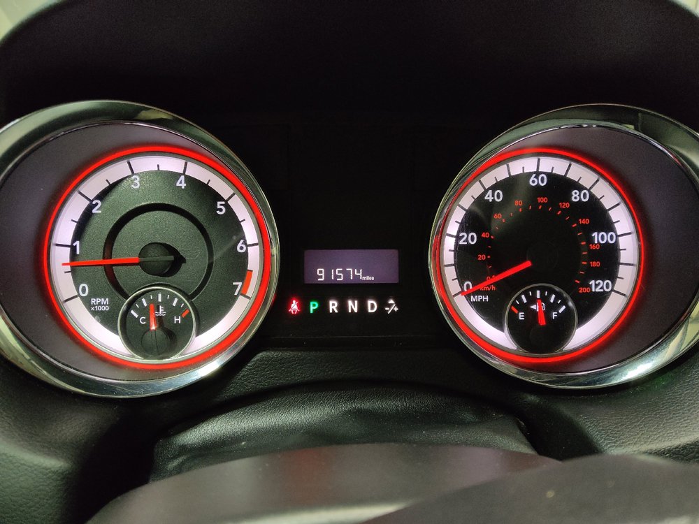 Used 2017 Dodge Grand Caravan SE FWD image 23