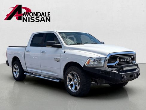 Used 2019 RAM 1500 Laramie w/ Convenience Group AWD/4WD image 7