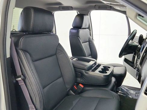 Used 2017 GMC Sierra 1500 SLE w/ SLE Value Package AWD/4WD image 34