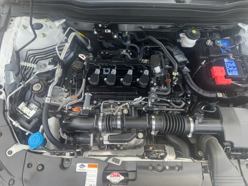 Certified 2022 Honda Accord Sport image 28