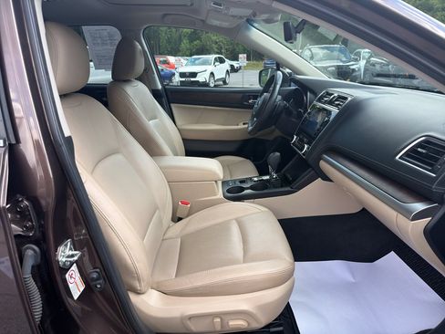 Used 2019 Subaru Outback 3.6R Limited w/ Popular Package #2 AWD/4WD image 22
