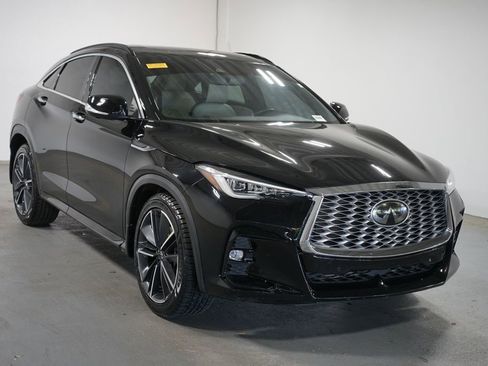 Used 2023 INFINITI QX55 Essential AWD/4WD image 3