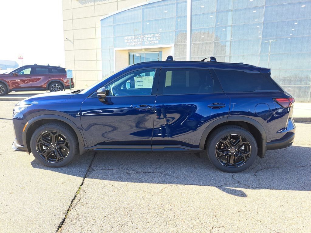 Used 2026 INFINITI QX60 Sport w/ Dark Cargo Package AWD/4WD image 2