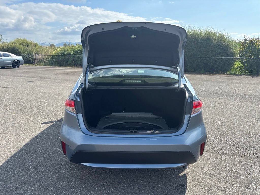 Used 2020 Toyota Corolla LE FWD image 10