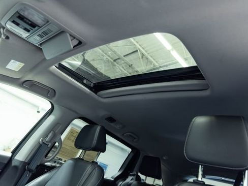 Used 2023 Honda Odyssey EX-L image 13