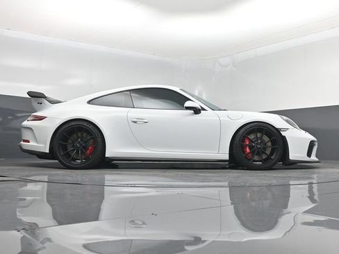 Used 2018 Porsche 911 GT3 RWD image 16
