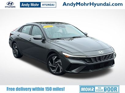Used 2025 Hyundai Elantra Limited