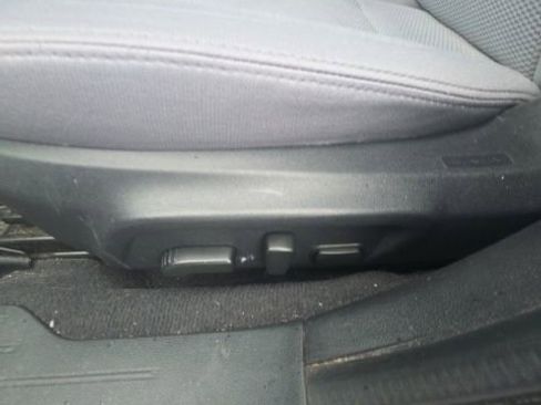 Used 2018 Subaru Outback 2.5i Premium image 13