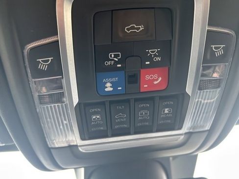 Used 2019 RAM 1500 Limited image 26