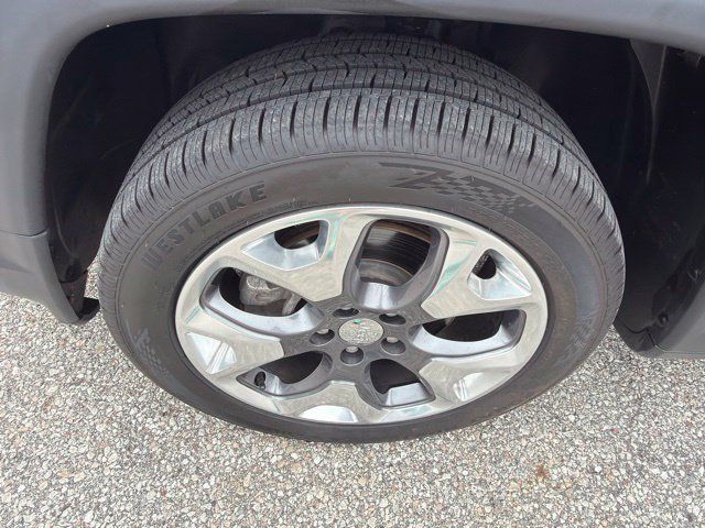 Used 2020 Jeep Compass Limited AWD/4WD image 10