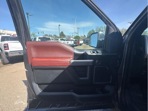 Used 2020 Ford F150 Platinum w/ Equipment Group 701A Luxury image 15