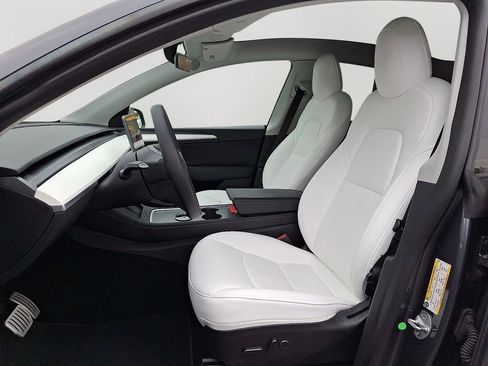 Used 2022 Tesla Model Y Performance image 14