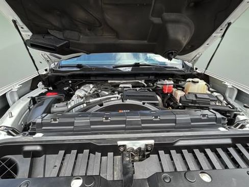 Used 2024 Chevrolet Silverado 2500 High Country w/ High Country Premium Package AWD/4WD image 33