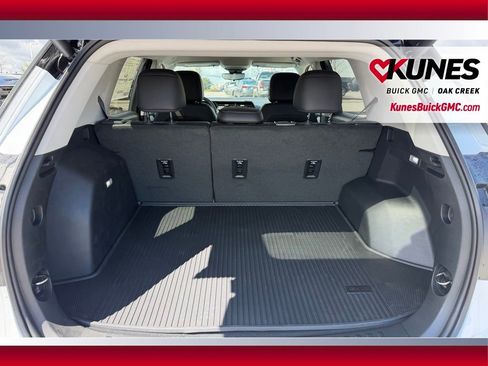 New 2026 GMC Terrain Denali w/ LPO, Floor Liner Package AWD/4WD image 6