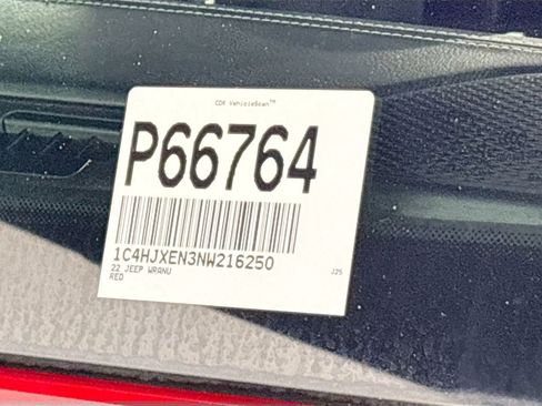 Used 2022 Jeep Wrangler Unlimited Sahara w/ Cold Weather Group image 25