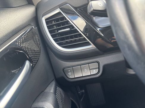 Used 2025 Kia Seltos S image 33