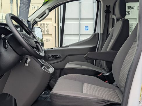 Certified 2025 Ford Transit 350 XLT RWD image 18