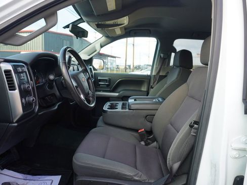 Used 2015 Chevrolet Silverado 2500 LT image 2