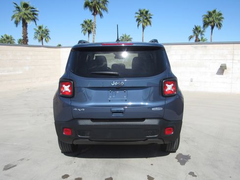 Used 2022 Jeep Renegade Latitude image 7
