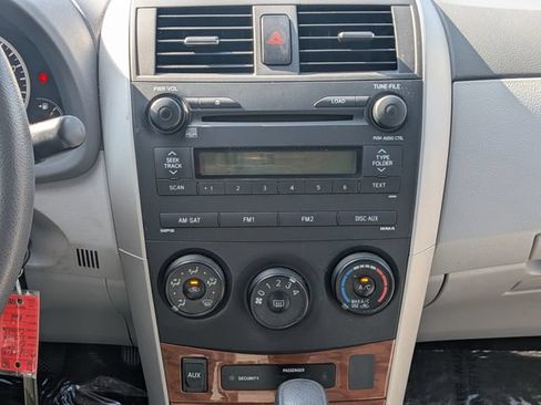 Used 2009 Toyota Corolla XLE FWD image 17