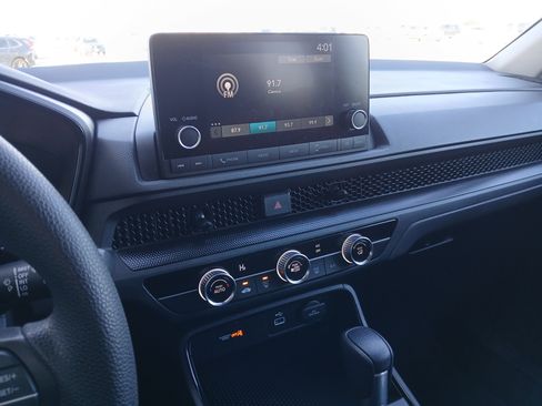 Used 2025 Honda CR-V LX image 10