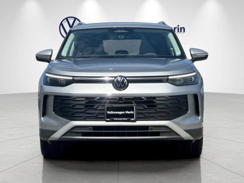 New 2026 Volkswagen Tiguan S FWD image 8