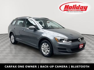 Used 2016 Volkswagen Golf S video 1