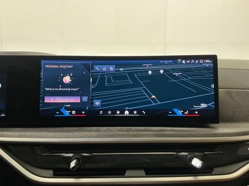 Certified 2025 BMW X7 xDrive40i w/ Executive Package AWD/4WD image 11