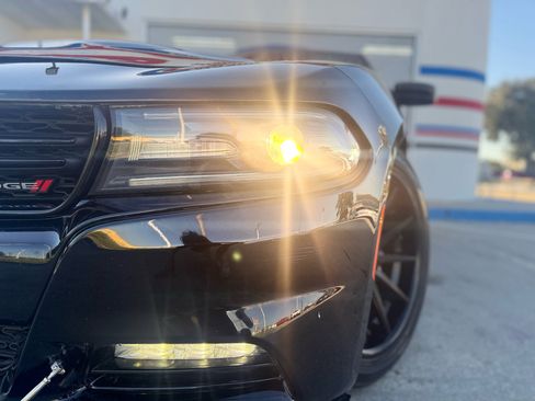 Used 2015 Dodge Charger R/T image 4